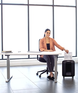  Cross-Cut | LX85 | Black | Paper shredding | Credit cards shredding | Traditional  Hover