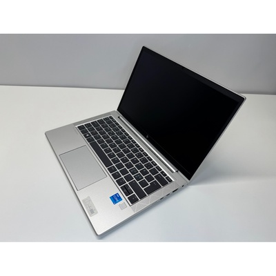 HP | REFURBISHED Grade A HP EliteBook 830 G8 | 13.3  | FHD | Intel Core i5 | i5-1135G7 | 8 GB | Solid-state drive capacity 256 GB | Intel Iris Xe Graphics | Windows 11 Pro | Keyboard language Nordic | Keyboard backlit | Warranty 12 month(s)