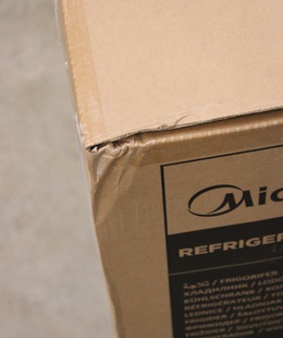  SALE OUT. Midea MDRD142FGE01 Refrigerator  Hover