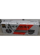  SALE OUT. Ninebot by Segway eKickScooter E3 E | Segway eKickScooter E3 E | 800 W | Up to 25 km/h | 10  | 24 month(s) | DAMAGED PACKAGING