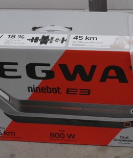 SALE OUT. Ninebot by Segway eKickScooter E3 E | Segway eKickScooter E3 E | 800 W | Up to 25 km/h | 10  | 24 month(s) | DAMAGED PACKAGING  Hover