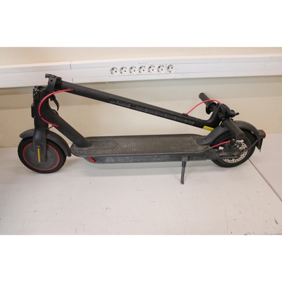  SALE OUT. Xiaomi Mi Electric Scooter Pro 2 (Black) | Xiaomi Mi Electric Scooter Pro 2 | 600 W | 25 km/h | 3 month(s) | Black | USED