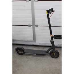  SALE OUT. Xiaomi Mi Electric Scooter Pro 2 (Black) | Xiaomi Mi Electric Scooter Pro 2 | 600 W | 25 km/h | 6 month(s) | Black | WITHOUT ORIGINAL PACKAGING