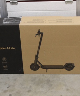  SALE OUT. Xiaomi Electric Scooter 4 Lite EU | Xiaomi Electric Scooter 4 Lite EU | 300 W | 25 km/h | 8.5  | 6 month(s) | Black | DEMO  Hover