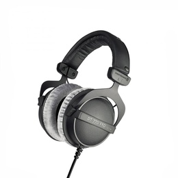 Austiņas Beyerdynamic | Studio headphones | DT 770 PRO | Wired | On-Ear | Black