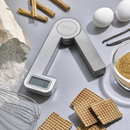 Svari Caso | Scales | KitchenEcostyle | Maximum weight (capacity) 5 kg | Graduation 1 g | Display type LCD | Stainless steel
