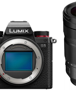  Panasonic Lumix DC-S5 + 24-105mm Kit  Hover