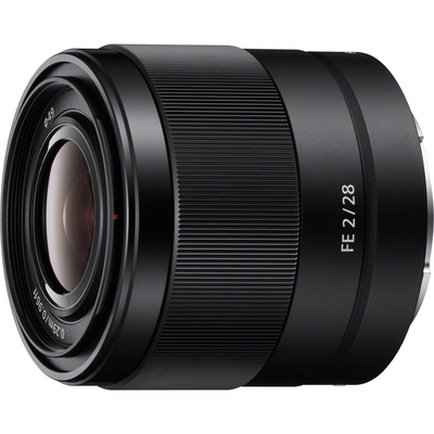  Sony FE 28mm f/2.0 objektīvs