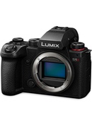 Panasonic Lumix DC-S5 II + 20-60mm + 50mm Hover