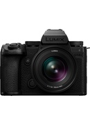  Panasonic Lumix DC-S5 IIX + 50mm