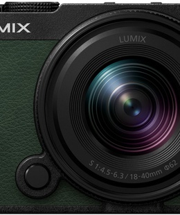 Panasonic Lumix DC-S9 + 18-40mm, dark olive  Hover