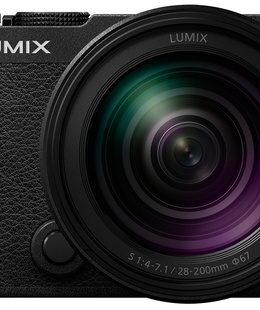  Panasonic Lumix DC-S9 + 28-200mm, jet black  Hover
