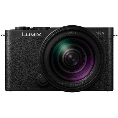  Panasonic Lumix DC-S9 + 28-200mm, jet black