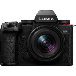  Panasonic Lumix DC-S5 II + 18-40mm