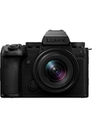  Panasonic Lumix DC-S5 IIX + 18-40mm