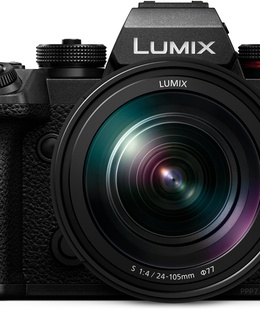  Panasonic Lumix DC-S1R II + 24-105mm  Hover